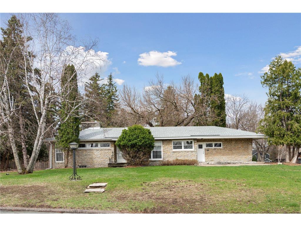 600 Meadow Lane S Golden Valley MN 55416 6657845 image1