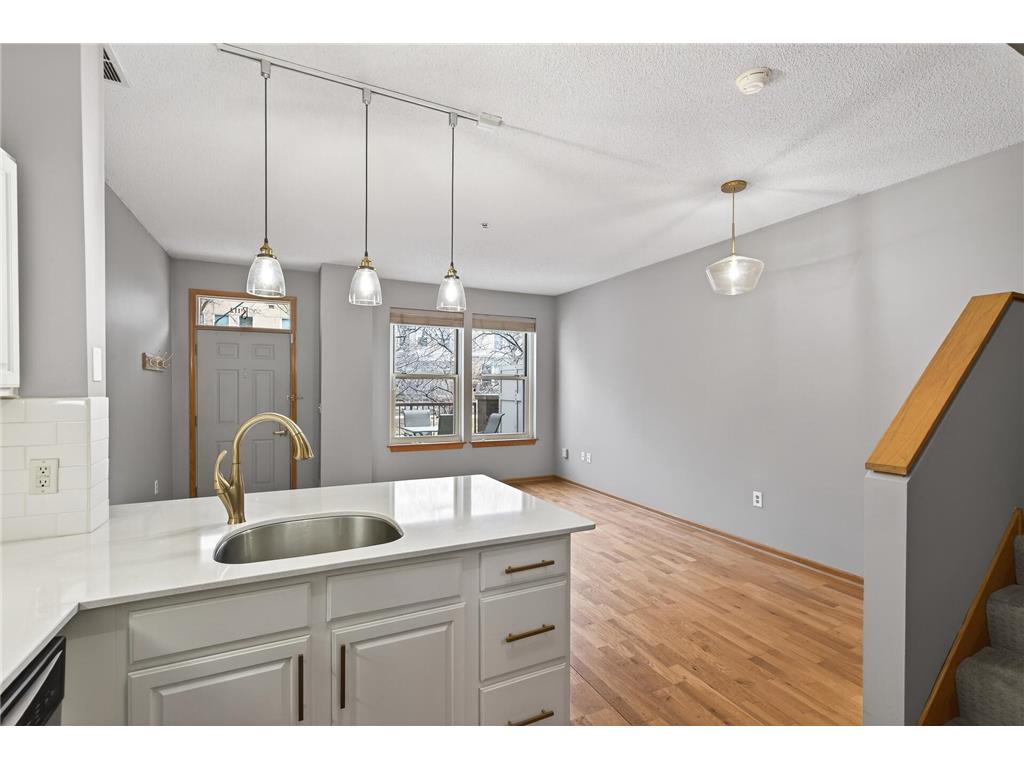 600 N 2nd Street #112 Minneapolis MN 55401 7043439 image12