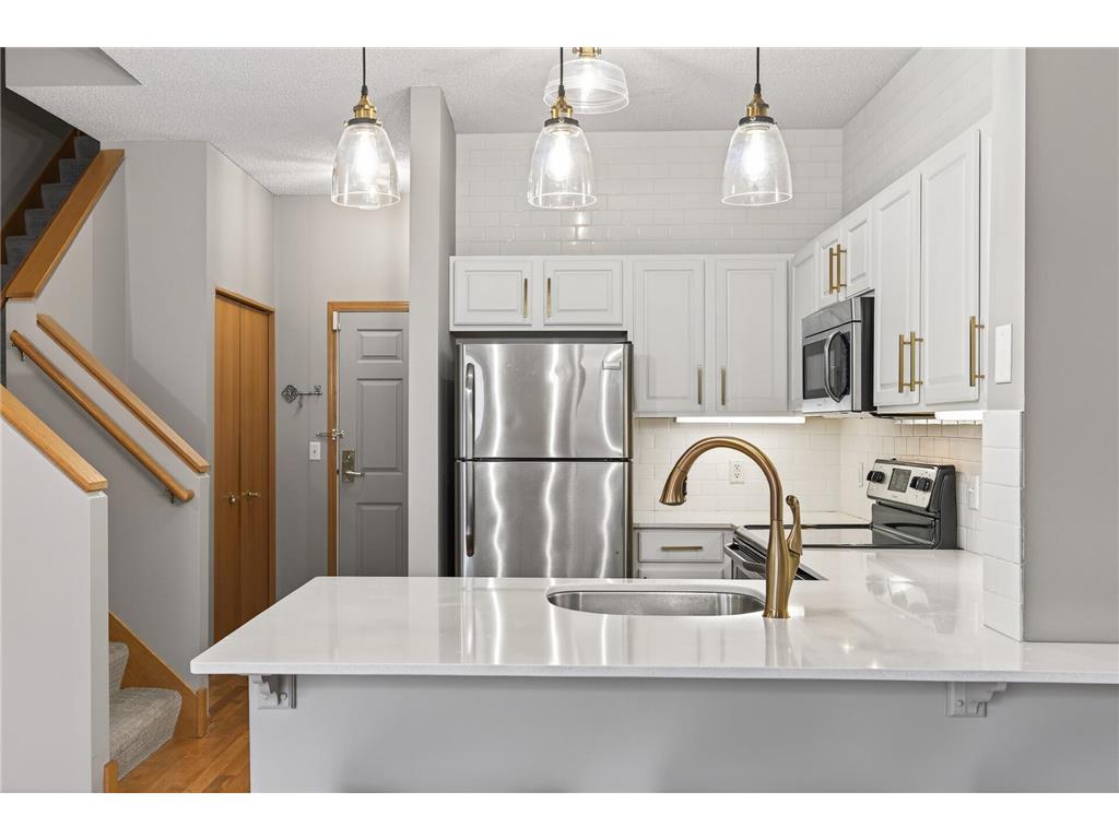 600 N 2nd Street #112 Minneapolis MN 55401 7043439 image14