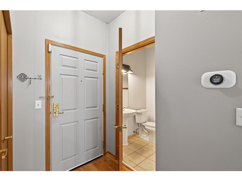 600 N 2nd Street #112 Minneapolis MN 55401 7043439 image15