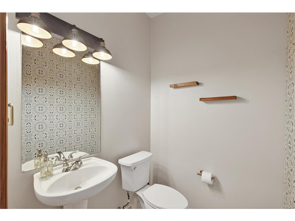 600 N 2nd Street #112 Minneapolis MN 55401 7043439 image16