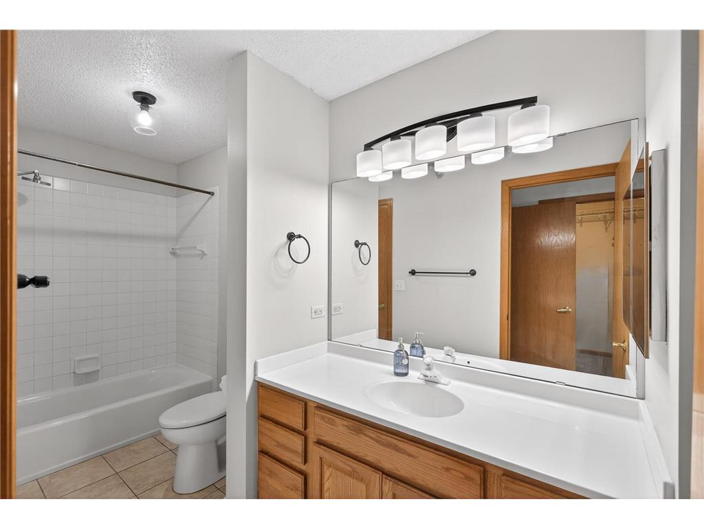 600 N 2nd Street #112 Minneapolis MN 55401 7043439 image28