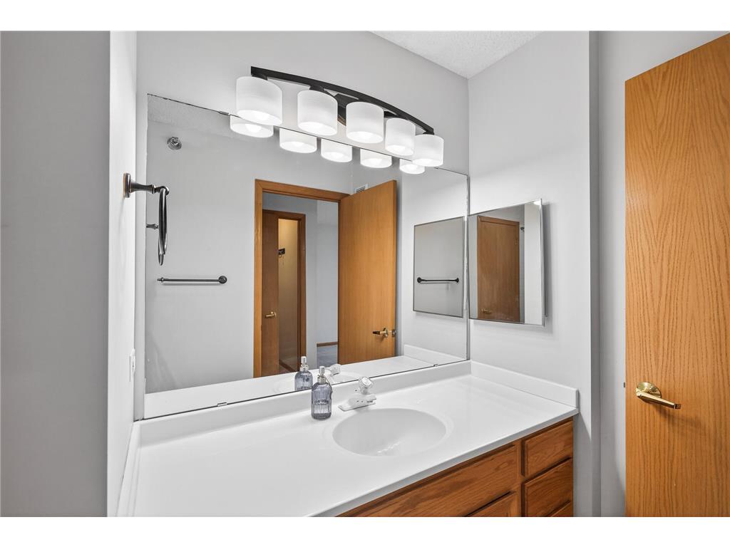 600 N 2nd Street #112 Minneapolis MN 55401 7043439 image30