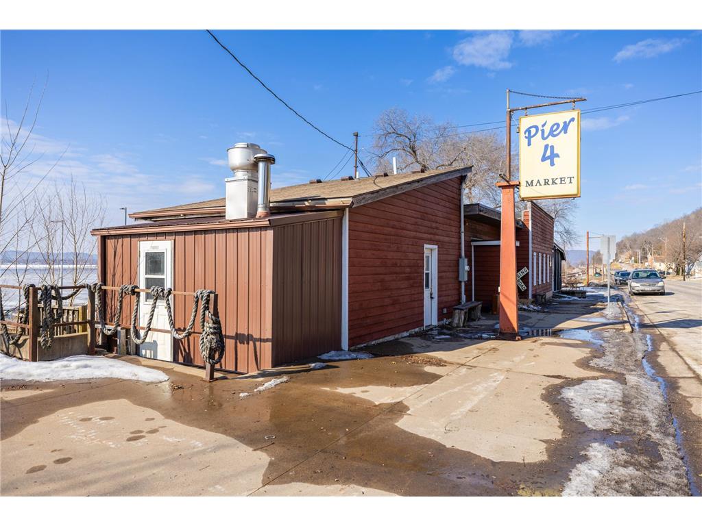 600 N Main Street Alma WI 54610 7022782 image29