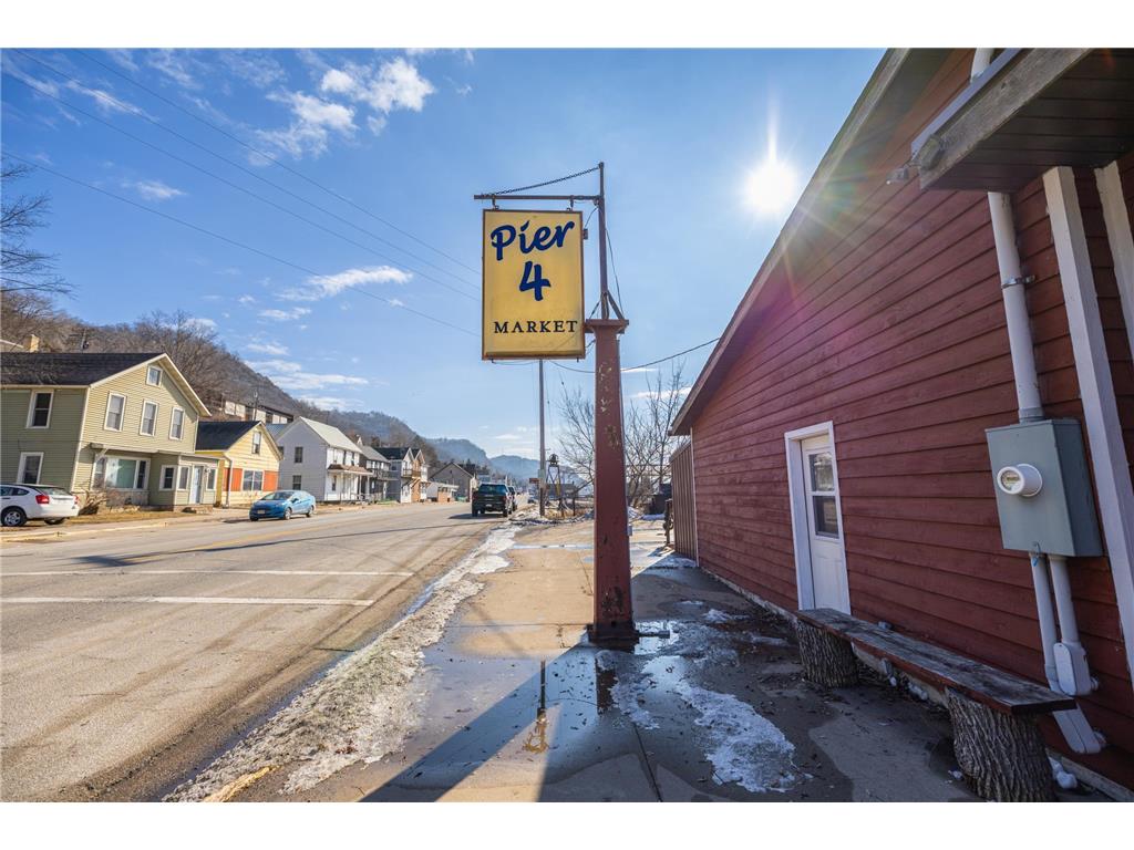 600 N Main Street Alma WI 54610 7022782 image31