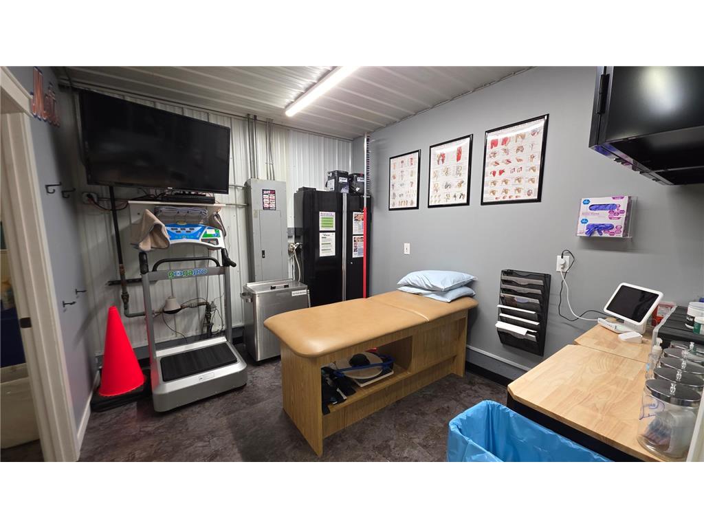 600 N Washington Avenue Detroit Lakes MN 56501 7092149 image14