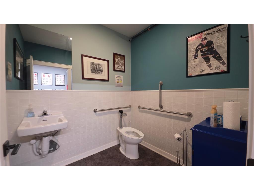 600 N Washington Avenue Detroit Lakes MN 56501 7092149 image16