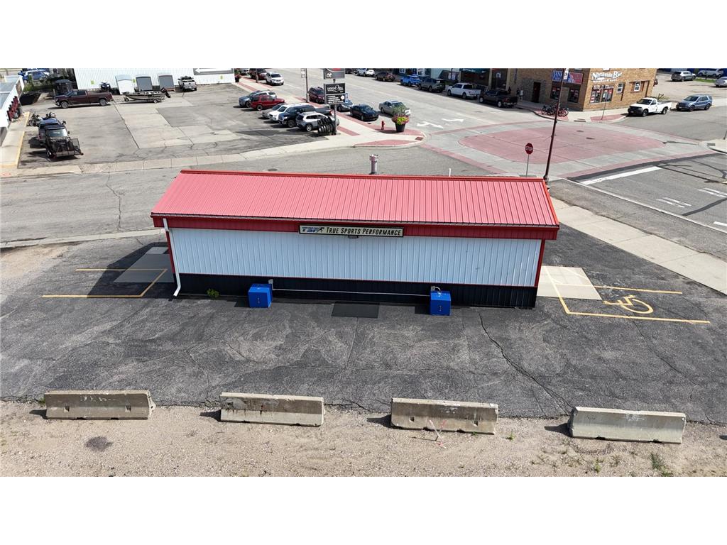 600 N Washington Avenue Detroit Lakes MN 56501 7092149 image21