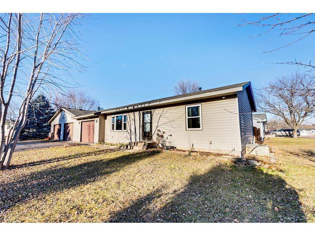 600 Nina Street SW Isanti MN 55040 6470500 image1