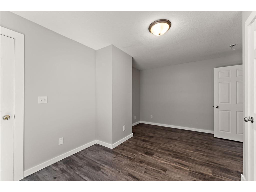 600 Oak Street Farmington MN 55024 6814681 image8