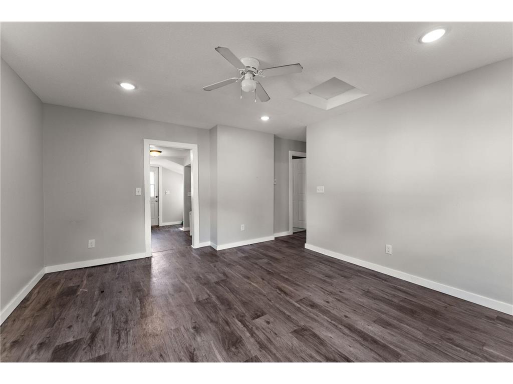 600 Oak Street Farmington MN 55024 7036470 image11