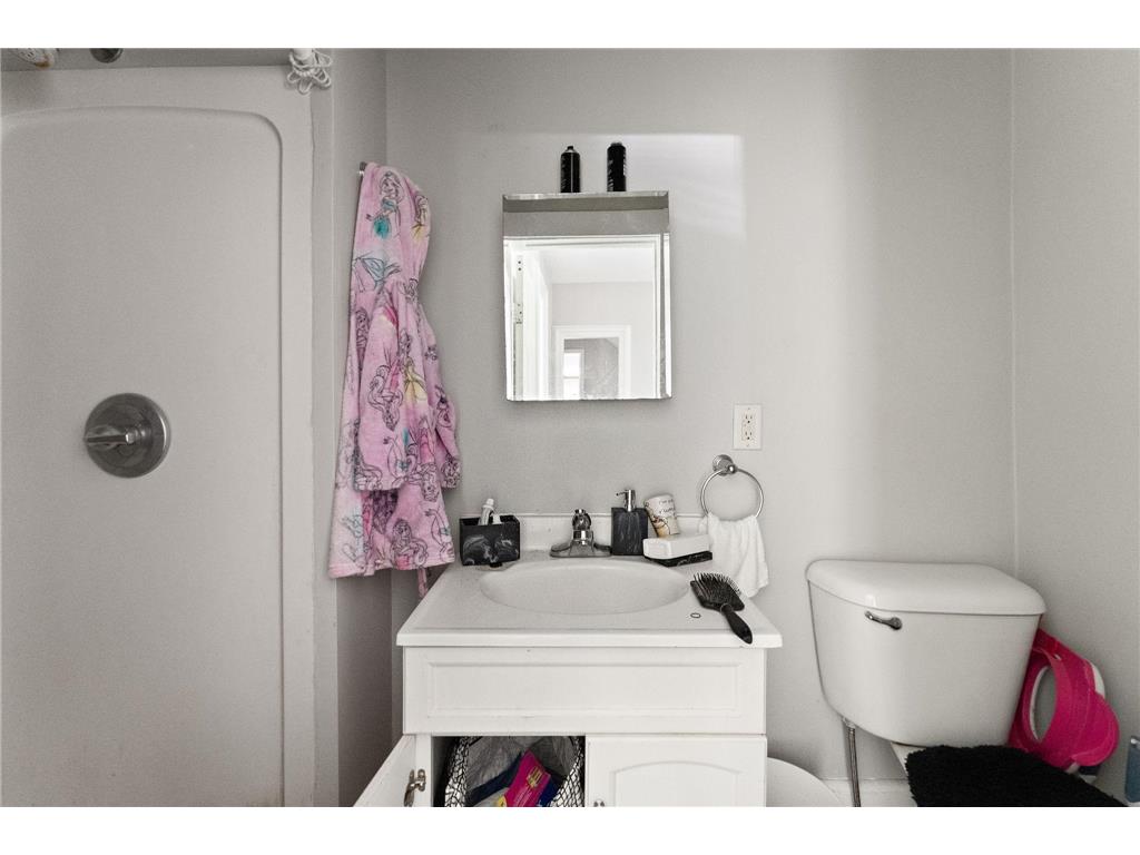 600 Oak Street Farmington MN 55024 7036470 image22