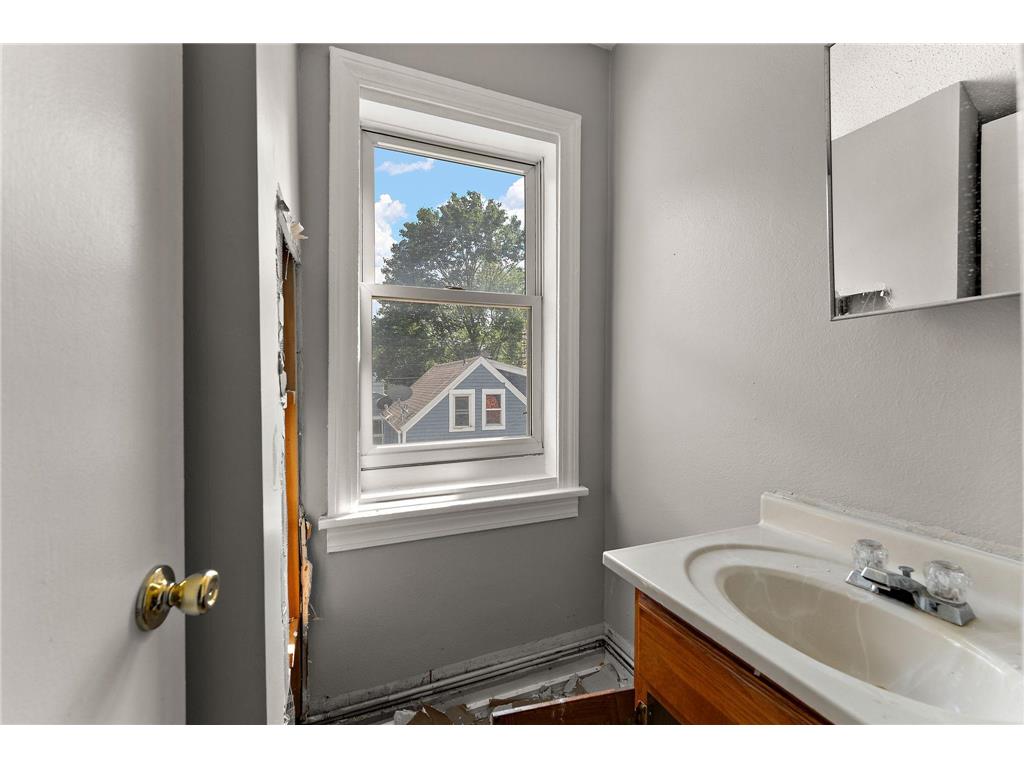 600 Oak Street Farmington MN 55024 7036470 image30