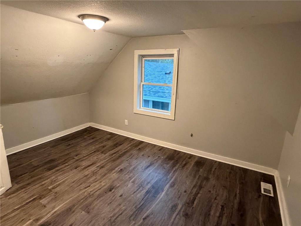600 Oak Street Farmington MN 55024 7078257 image40
