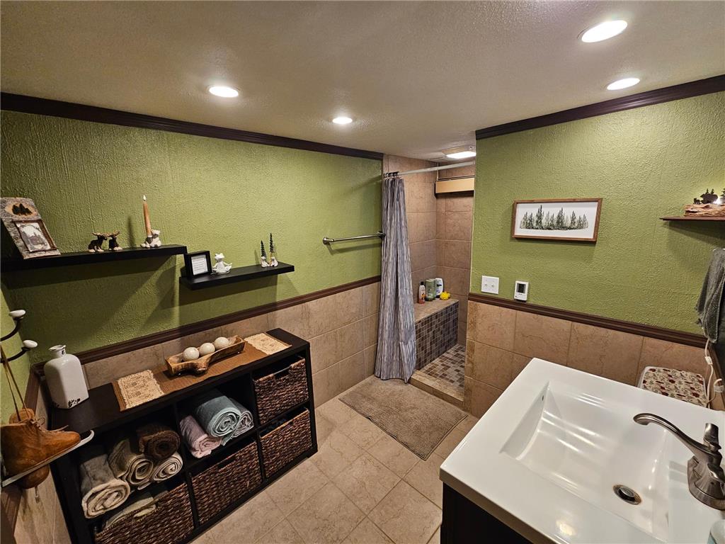 600 S Birch Street Lamberton MN 56152 6805115 image32