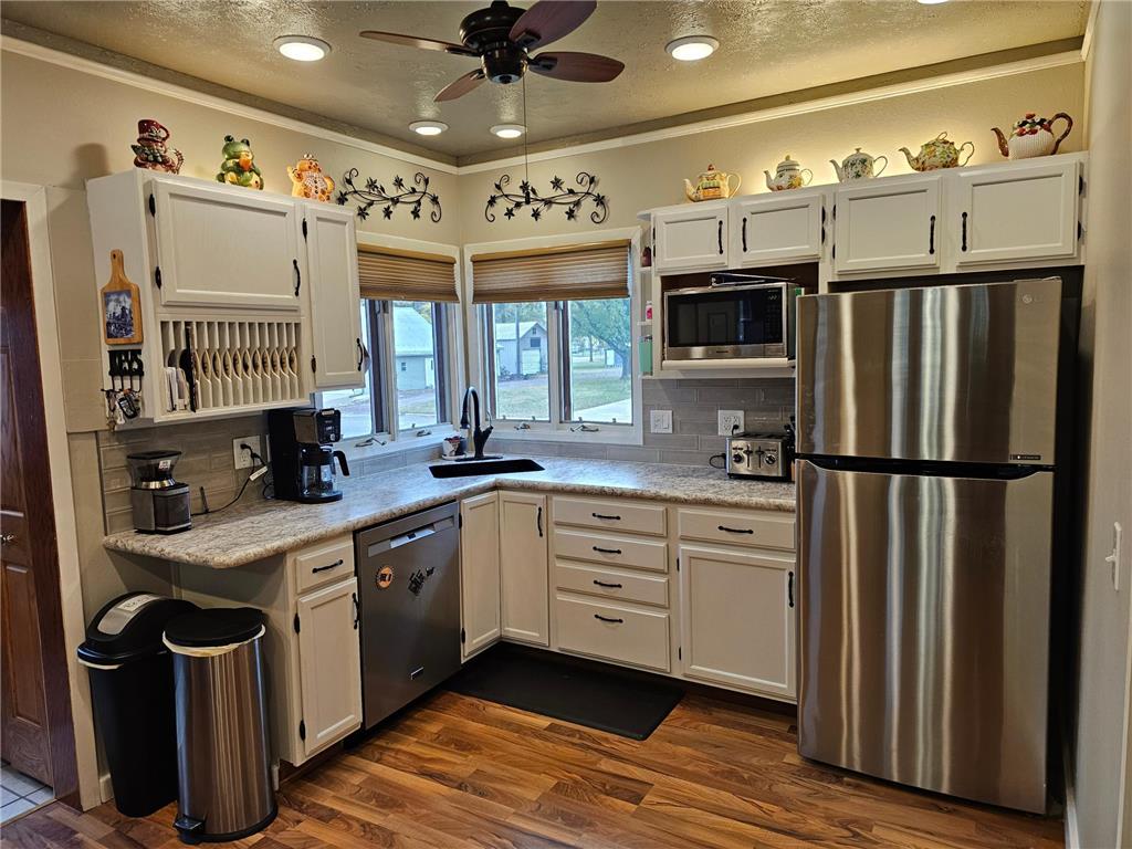 600 S Birch Street Lamberton MN 56152 6805115 image7