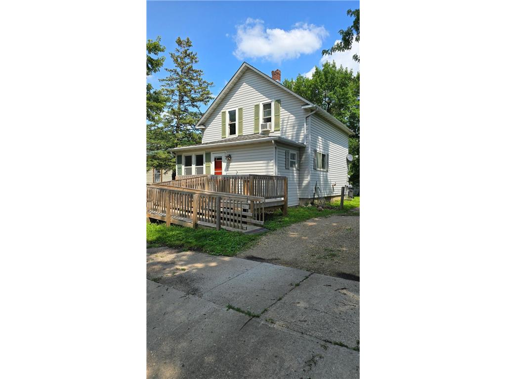 600 Strait Avenue Worthington MN 56187 6567650 image1