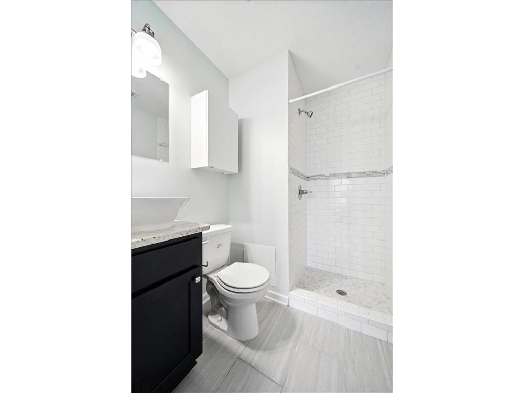 600 W 32nd Street #2 Minneapolis MN 55408 7083339 image16