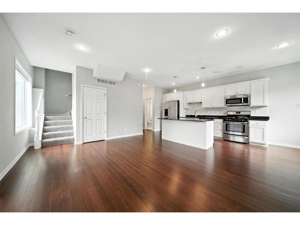 600 W 32nd Street #2 Minneapolis MN 55408 7083339 image4