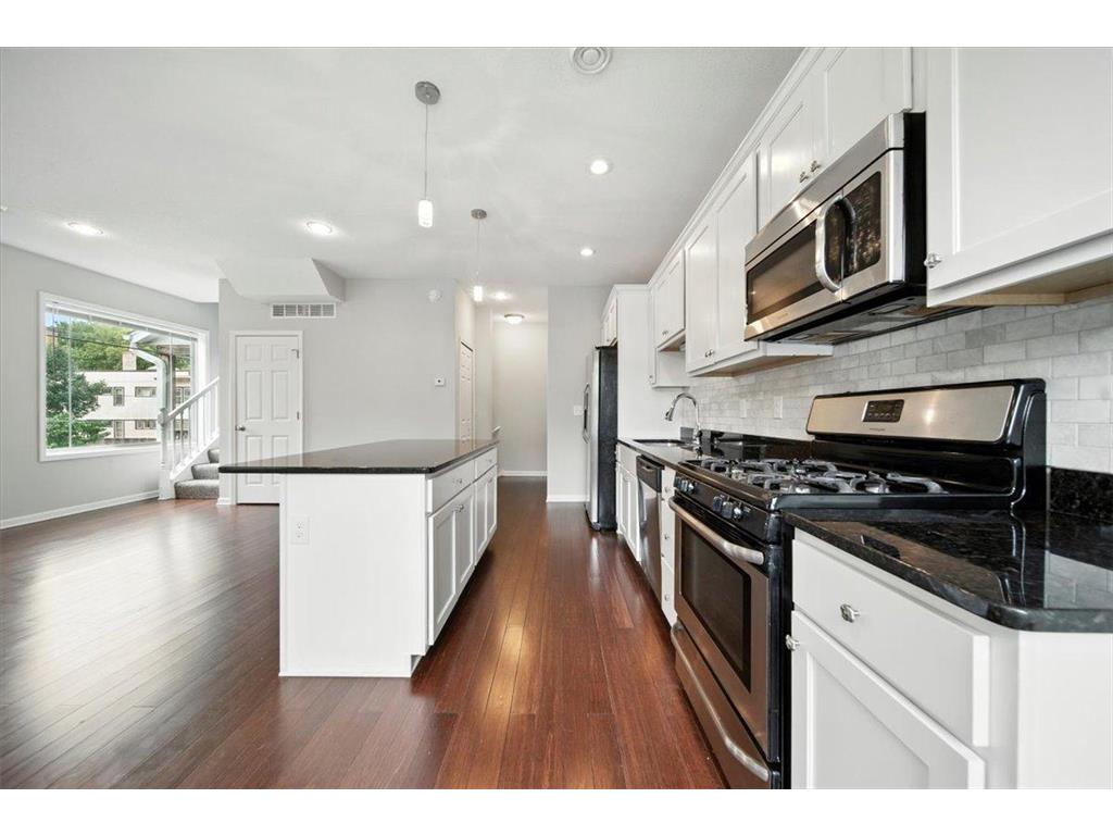 600 W 32nd Street #2 Minneapolis MN 55408 7083339 image8