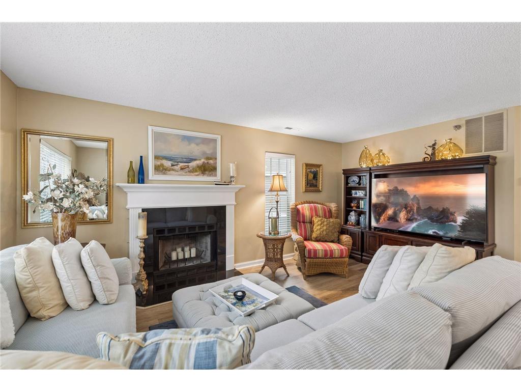 6000 Chasewood Parkway #204 Minnetonka MN 55343 7067481 image13