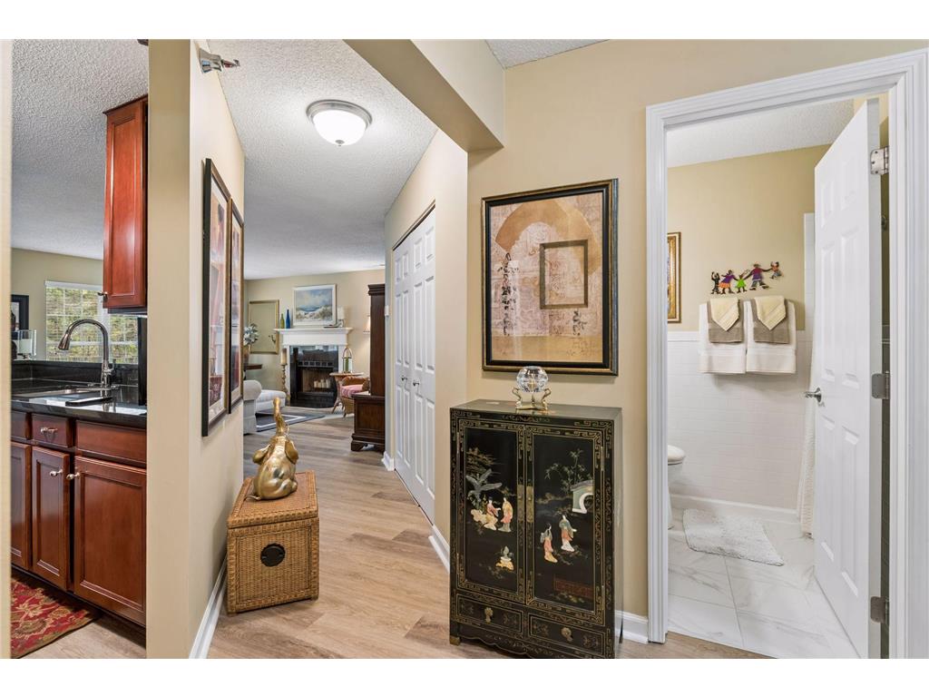 6000 Chasewood Parkway #204 Minnetonka MN 55343 7067481 image4