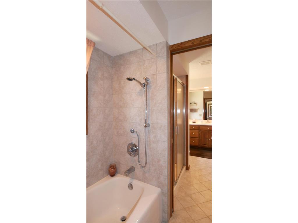6000 Timberglade Circle Bloomington MN 55438 7050372 image17