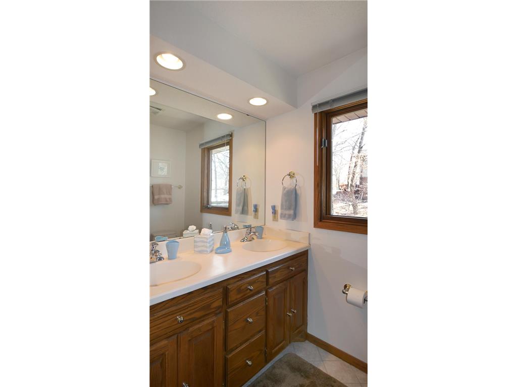 6000 Timberglade Circle Bloomington MN 55438 7050372 image20