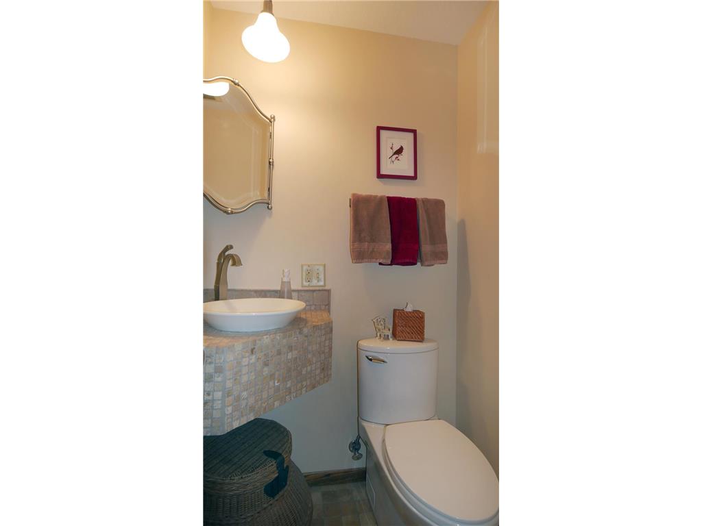 6000 Timberglade Circle Bloomington MN 55438 7050372 image9