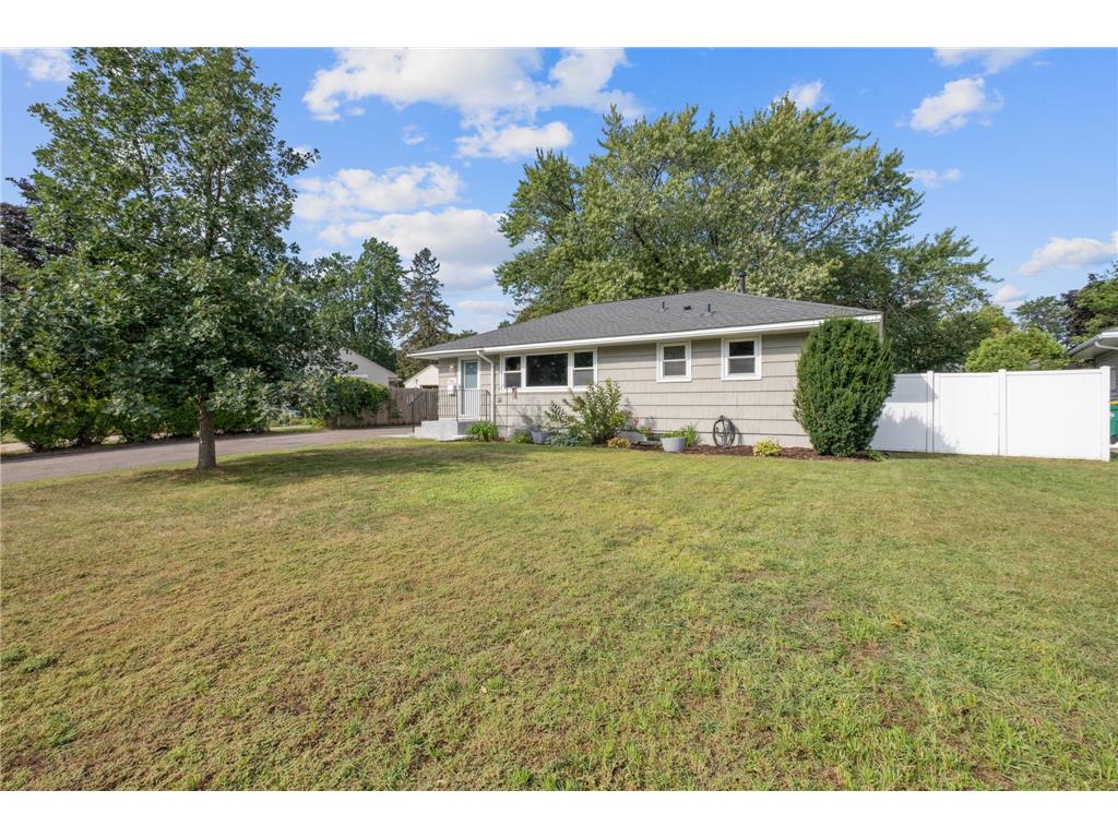 6001 Halifax Avenue N Brooklyn Center MN 55429 6439939 image1