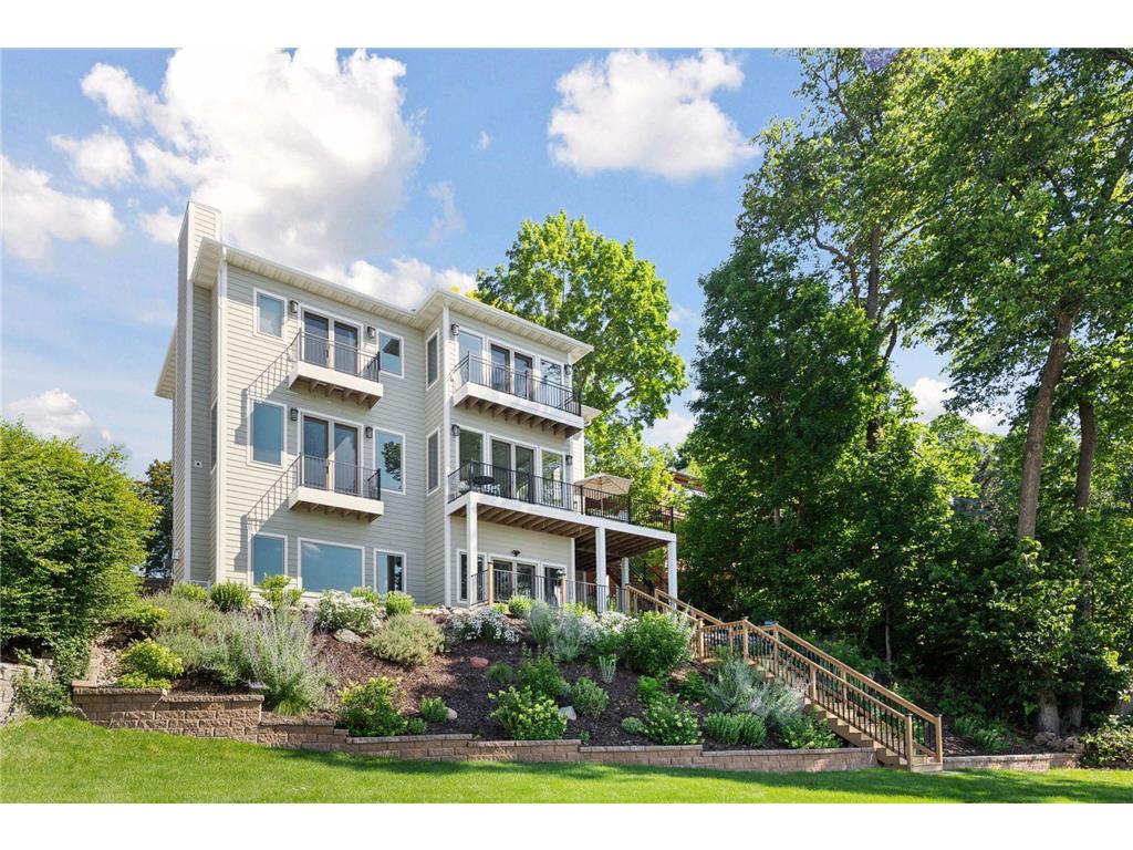 6001 Ridgewood Road Mound MN 55364 - Lake Minnetonka 7009702 image1
