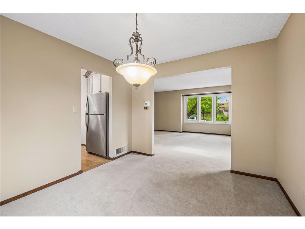 6001 W 98th Street Bloomington MN 55438 7058456 image4