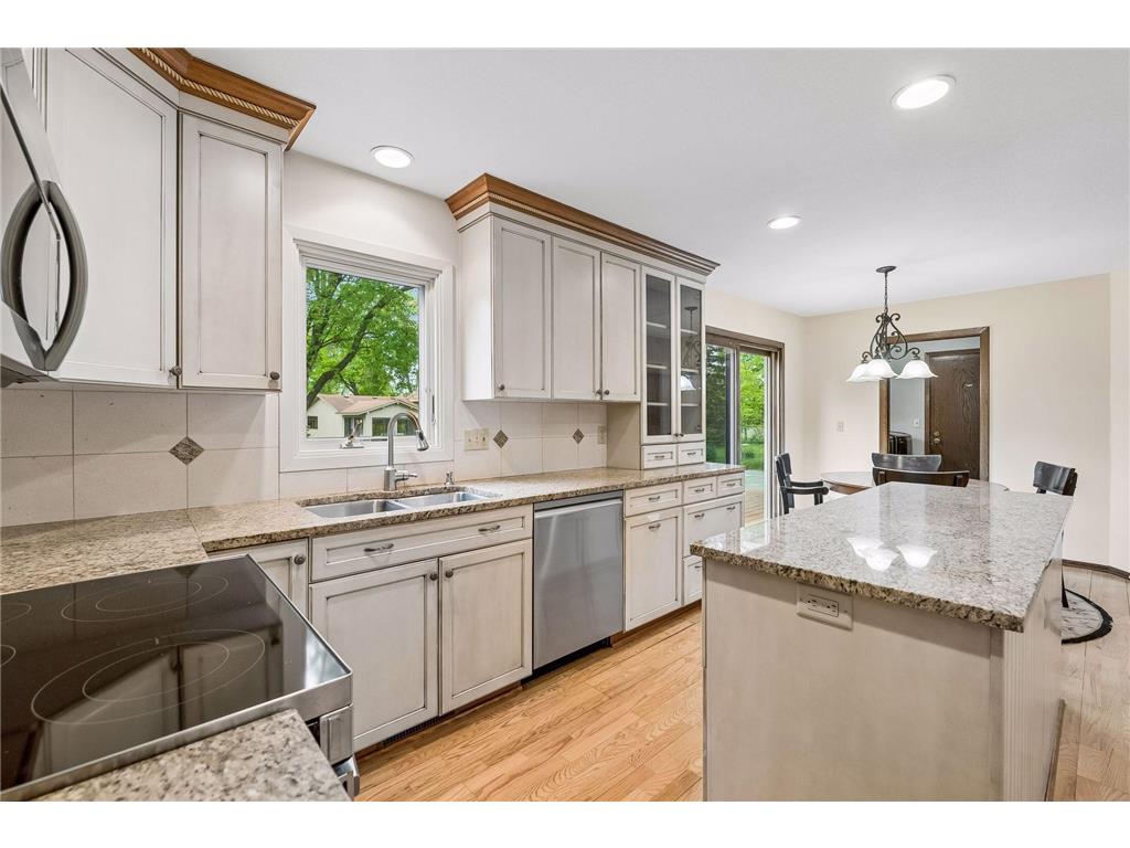 6001 W 98th Street Bloomington MN 55438 7058456 image7