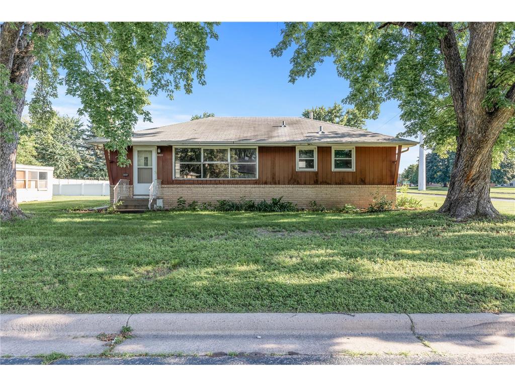 6001 Xerxes Avenue N Brooklyn Center MN 55430 6566881 image1