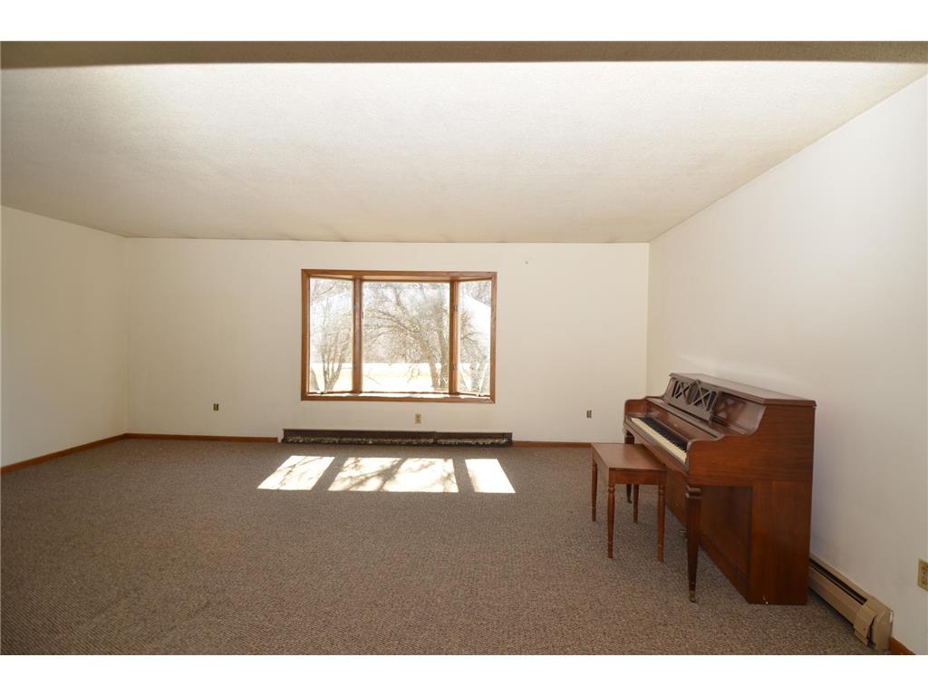 60033 County Road 71, Mazeppa Twp, MN, 55956 MLS 6502682 Edina Realty