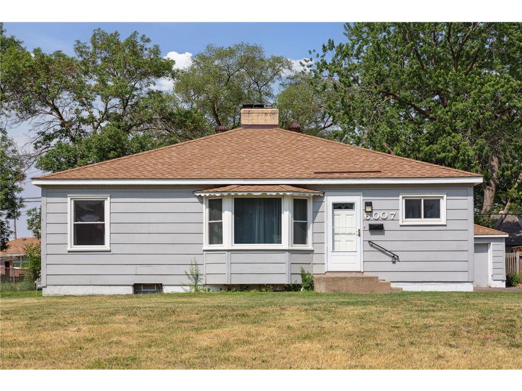 6007 Emerson Avenue N Brooklyn Center MN 55430 6400740 image1