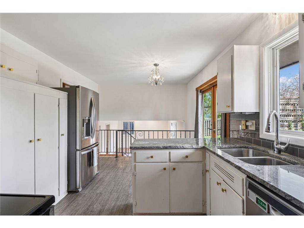 6009 Chapel Drive Edina MN 55439 7059960 image13