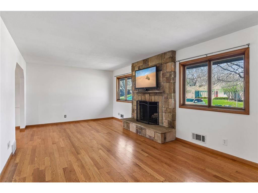 6009 Chapel Drive Edina MN 55439 7059960 image5