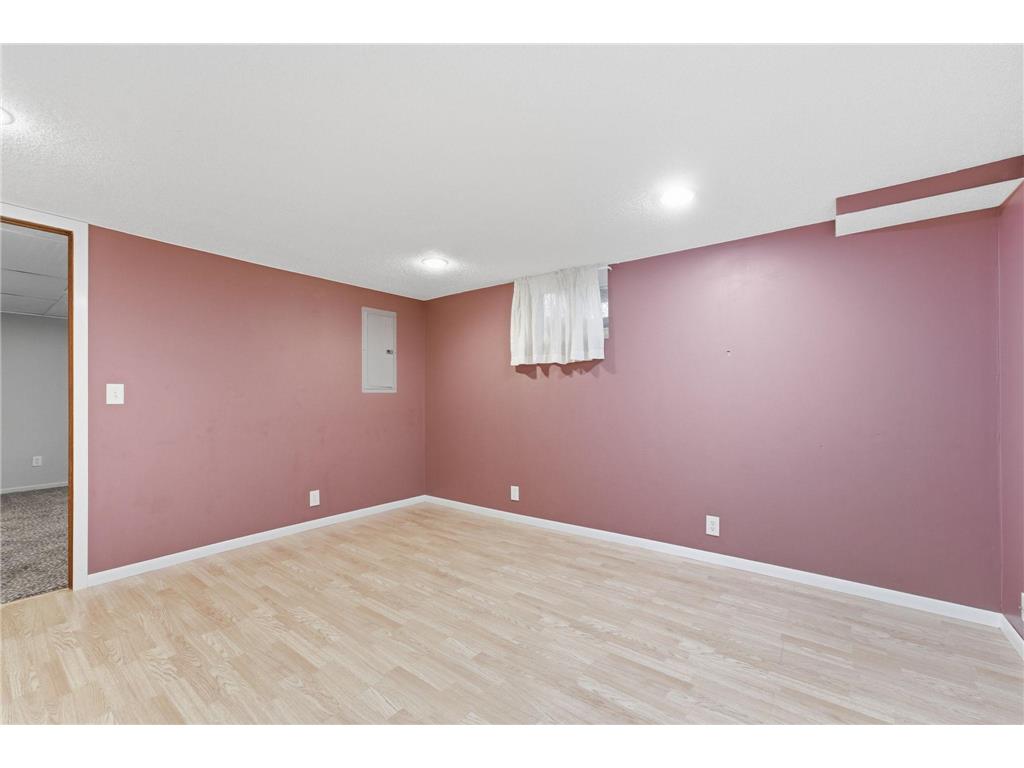 6009 Quebec Avenue N New Hope MN 55428 7106497 image25