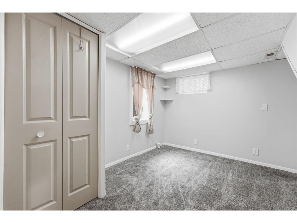 6009 Quebec Avenue N New Hope MN 55428 7106497 image29
