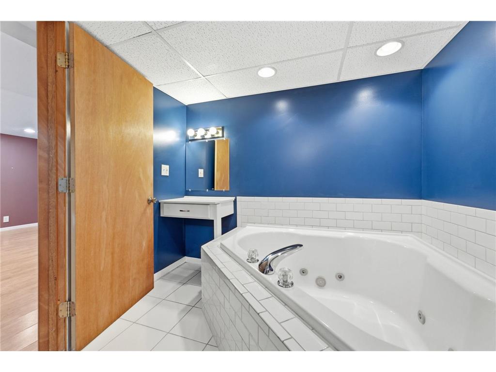 6009 Quebec Avenue N New Hope MN 55428 7106497 image37