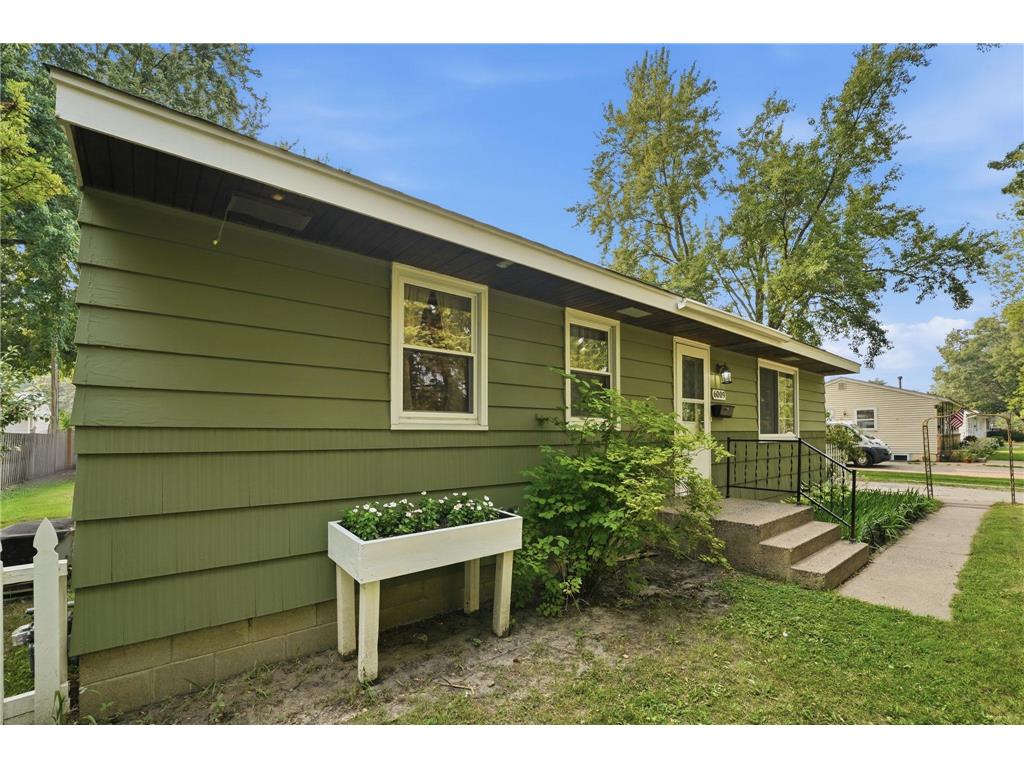 6009 Quebec Avenue N New Hope MN 55428 7106497 image44