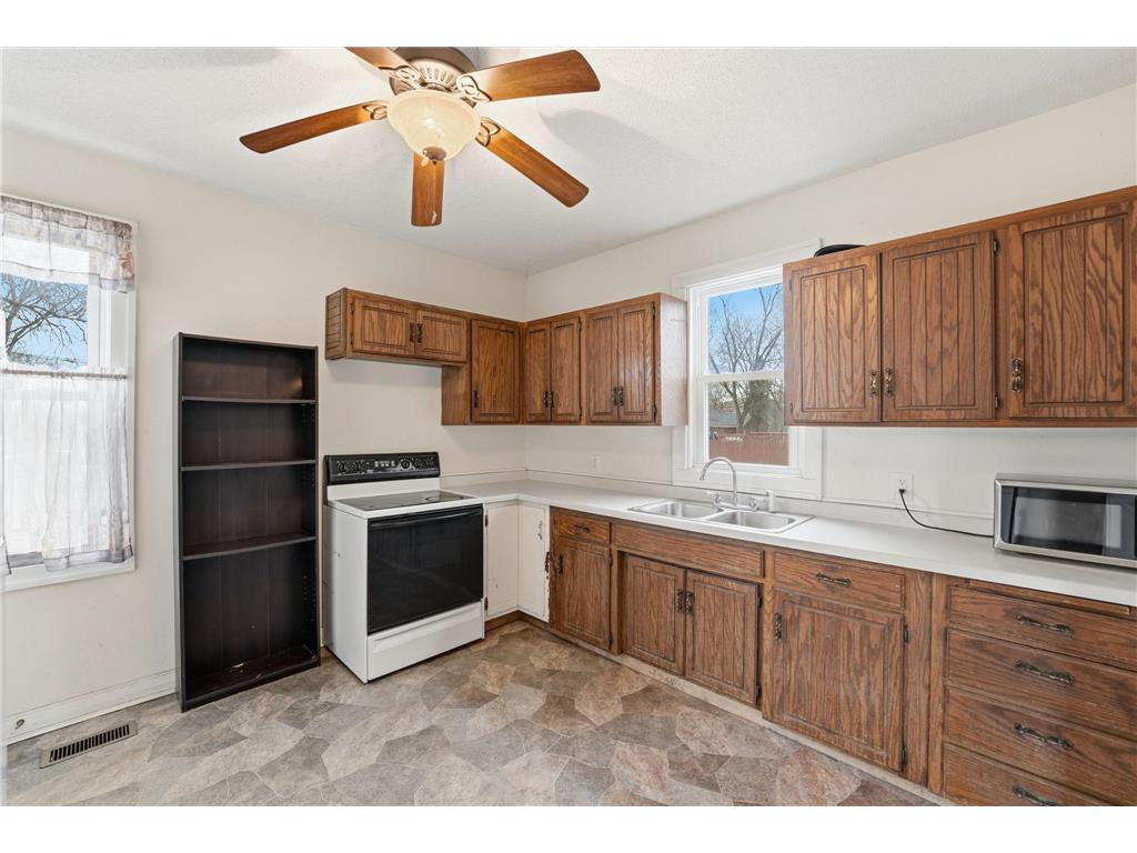 601 11th Avenue N Saint Cloud MN 56303 7032622 image8