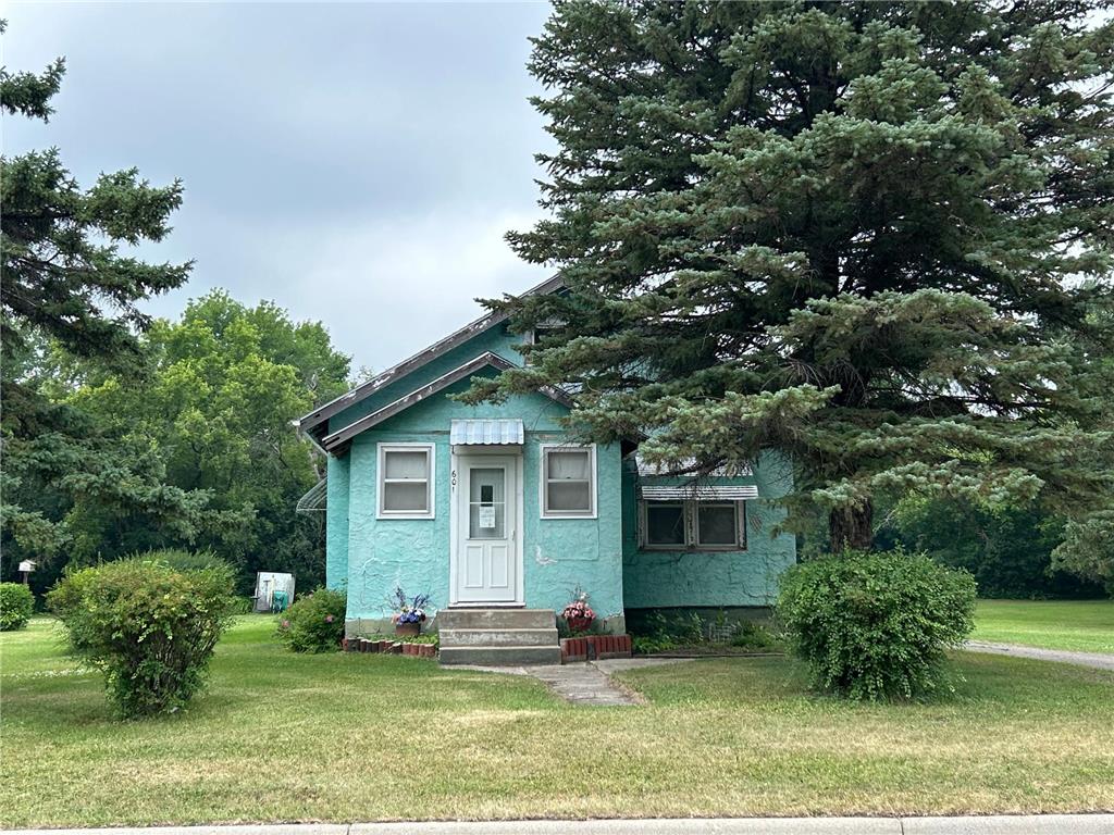 601 11th Street E Thief River Falls MN 56701 7111210 image1