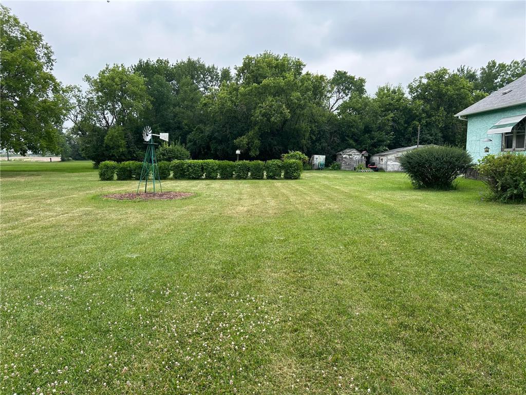 601 11th Street E Thief River Falls MN 56701 7111210 image10