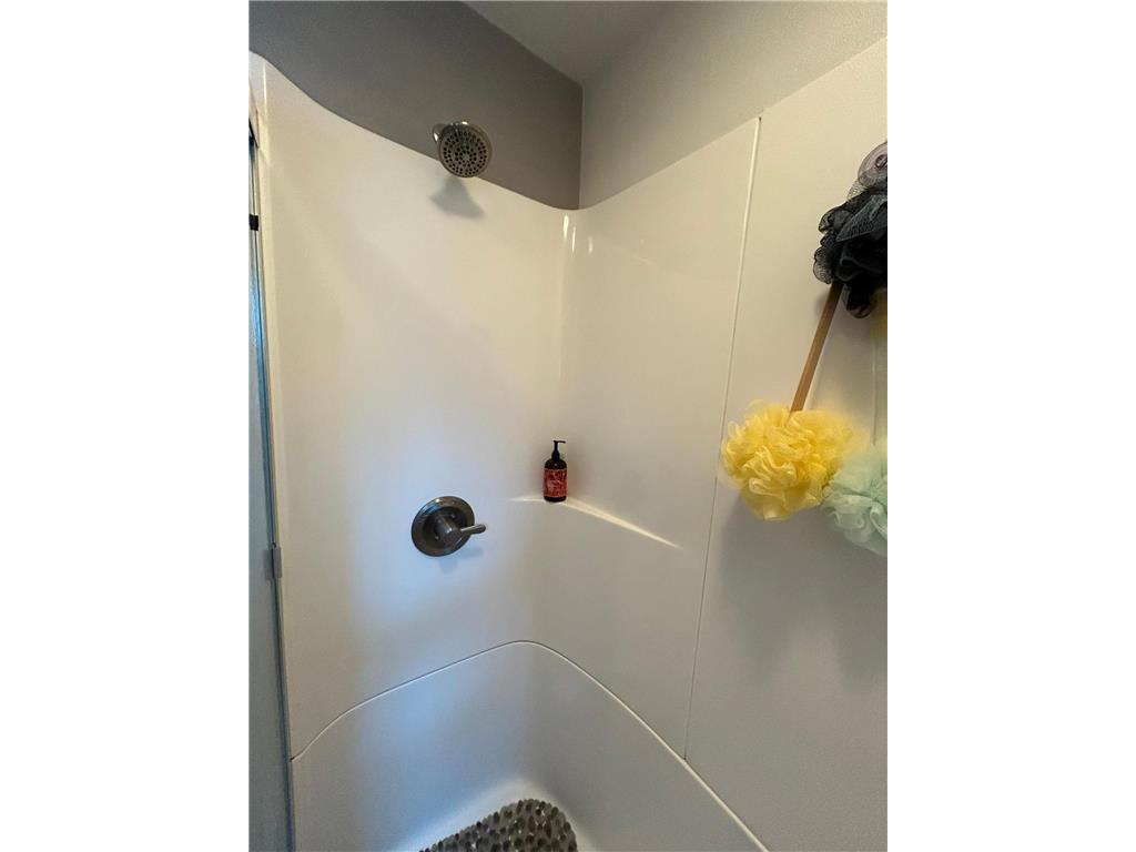 601 11th Street E Thief River Falls MN 56701 7111210 image28