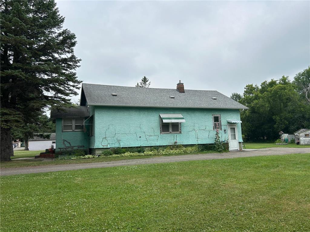 601 11th Street E Thief River Falls MN 56701 7111210 image4