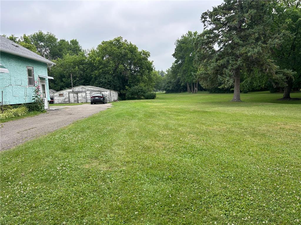 601 11th Street E Thief River Falls MN 56701 7111210 image5