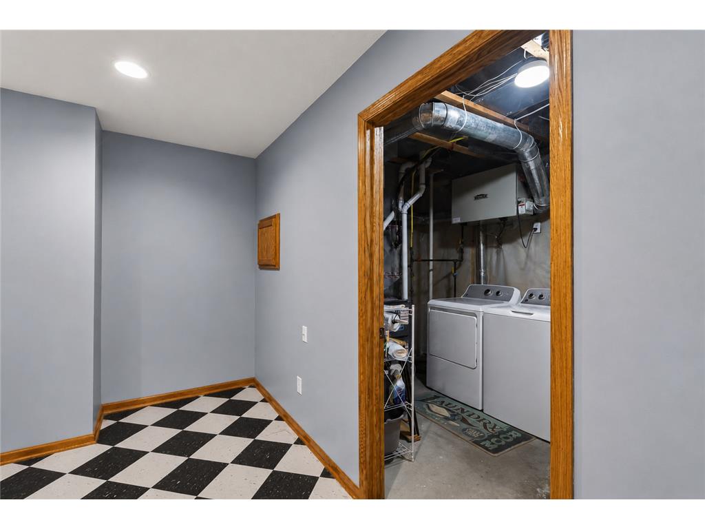 601 1st Avenue NW Osseo MN 55369 7086228 image21