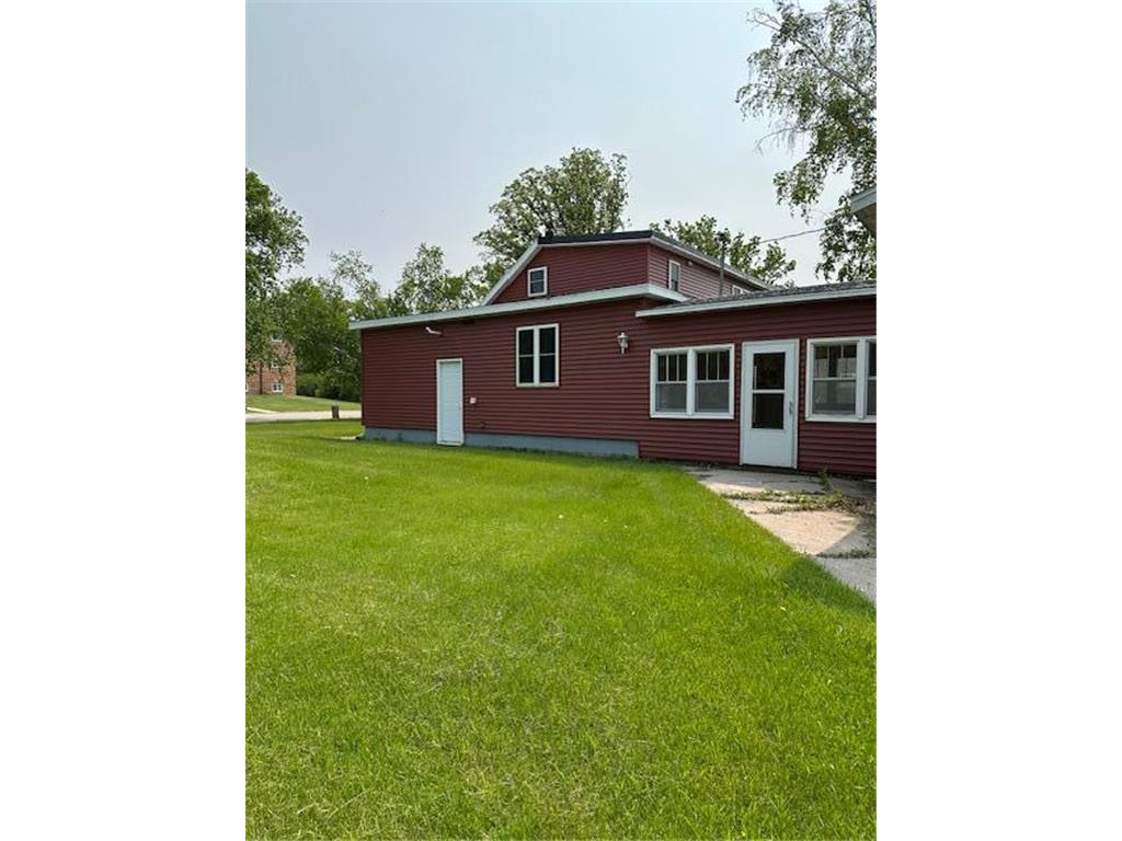 601 1st Street S Karlstad MN 56732 6819230 image5